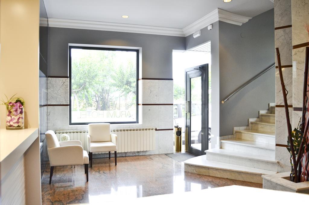 Hotel Arumi Santa Eugenia de Berga Екстериор снимка